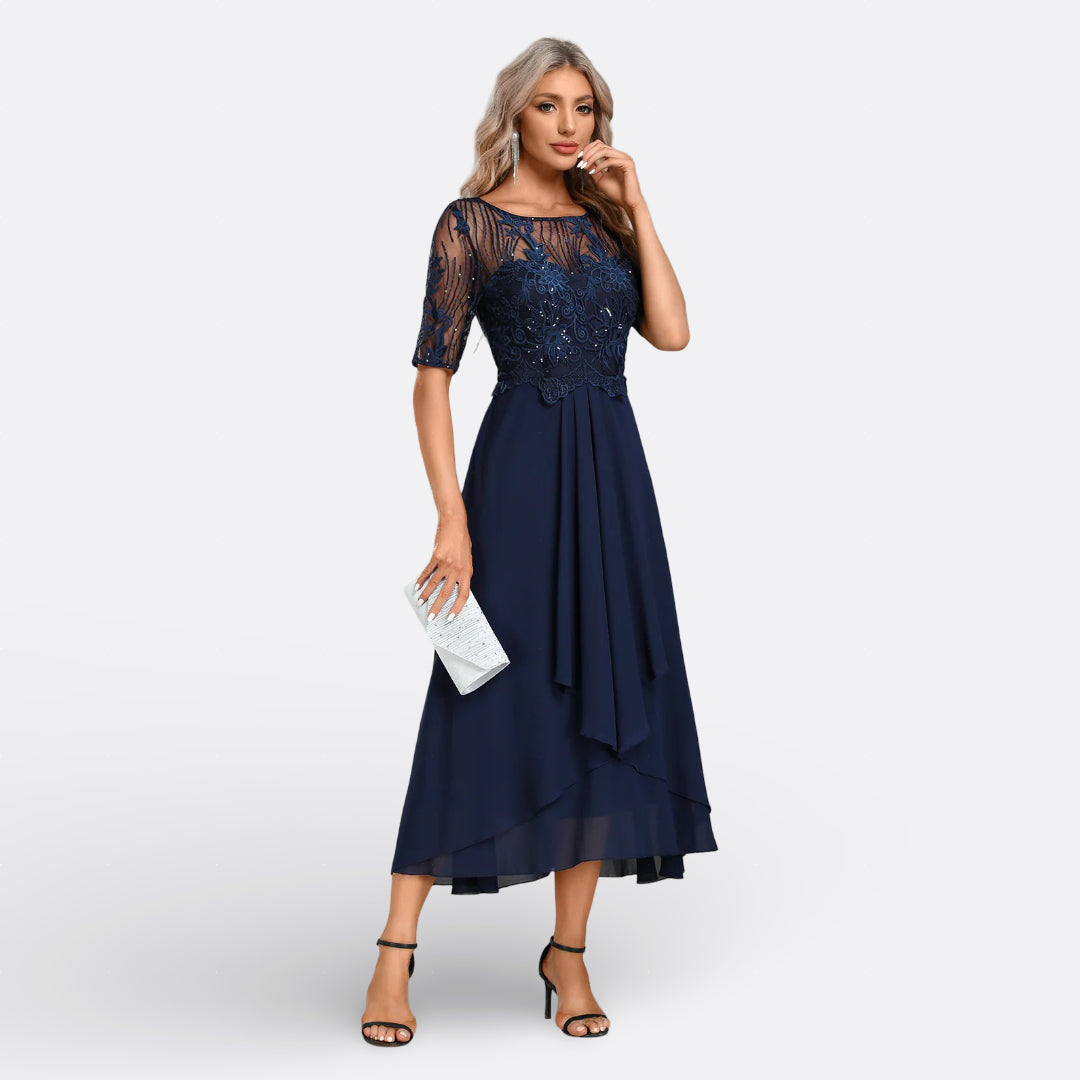 Mariana - Chic Short Sleeve Lace Dress