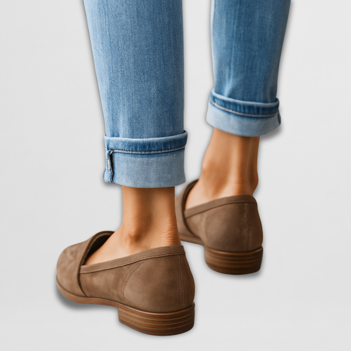Niki - Suede Loafers
