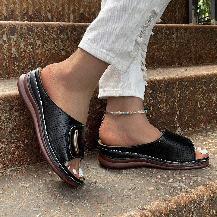 Joanna – Timeless Urban Sandals