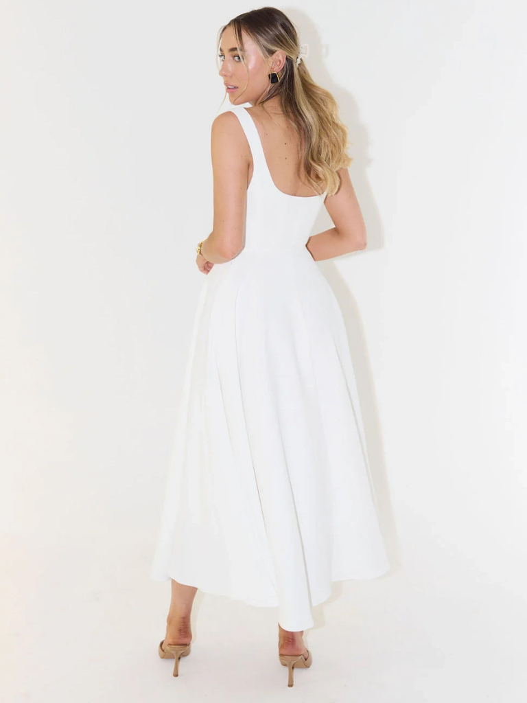 Graceful Scarlett Dress