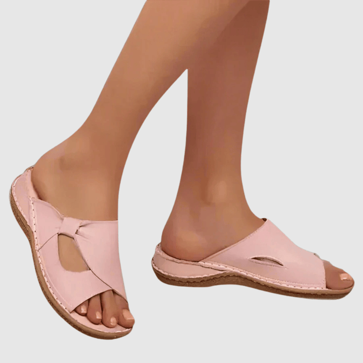 Gaelle - Cozy Leather Sandals
