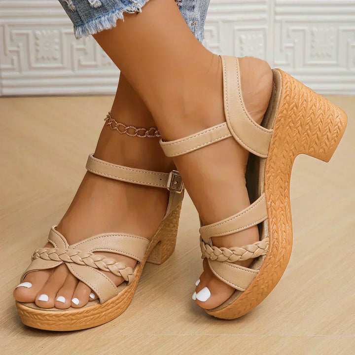 Demi - Cozy Sandals for All-Day Comfort