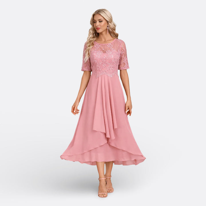 Mariana - Chic Short Sleeve Lace Dress