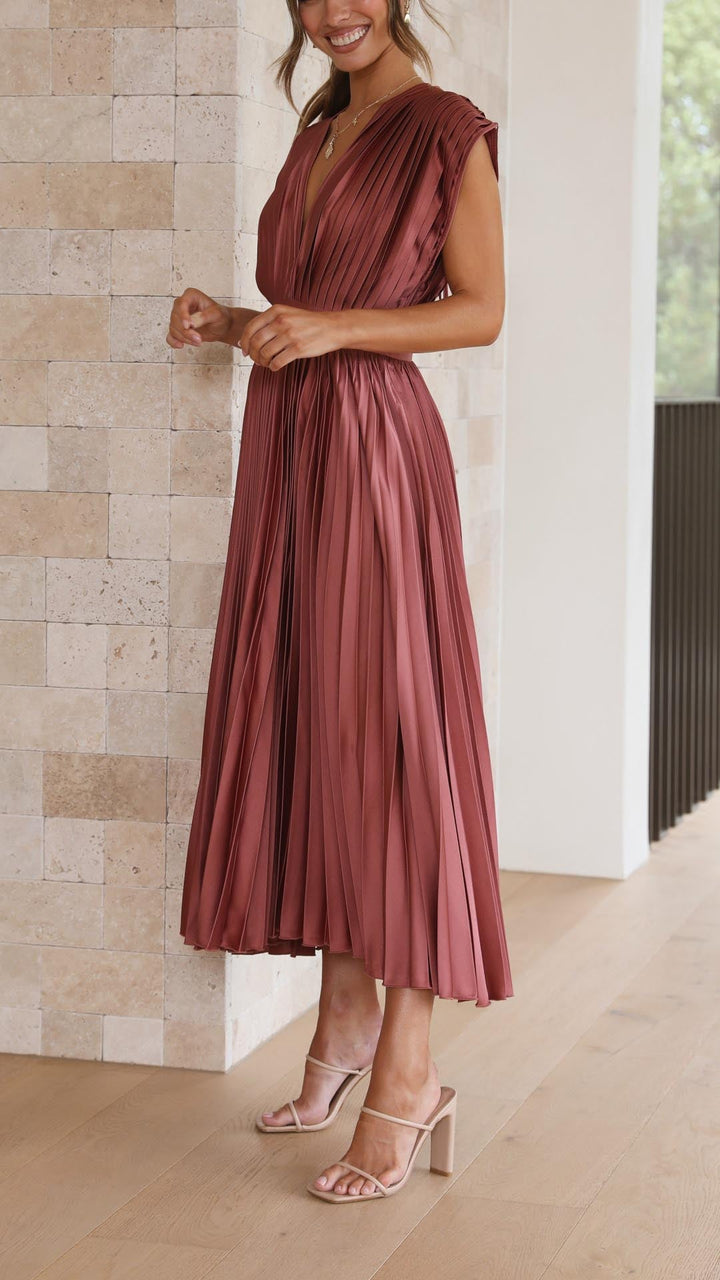 Isla | Elegant Pleated Dress