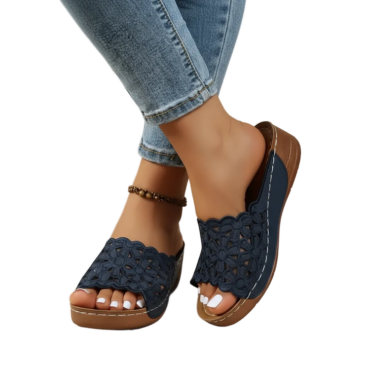 Delilah – Comfort-Focused Ergonomic Sandals